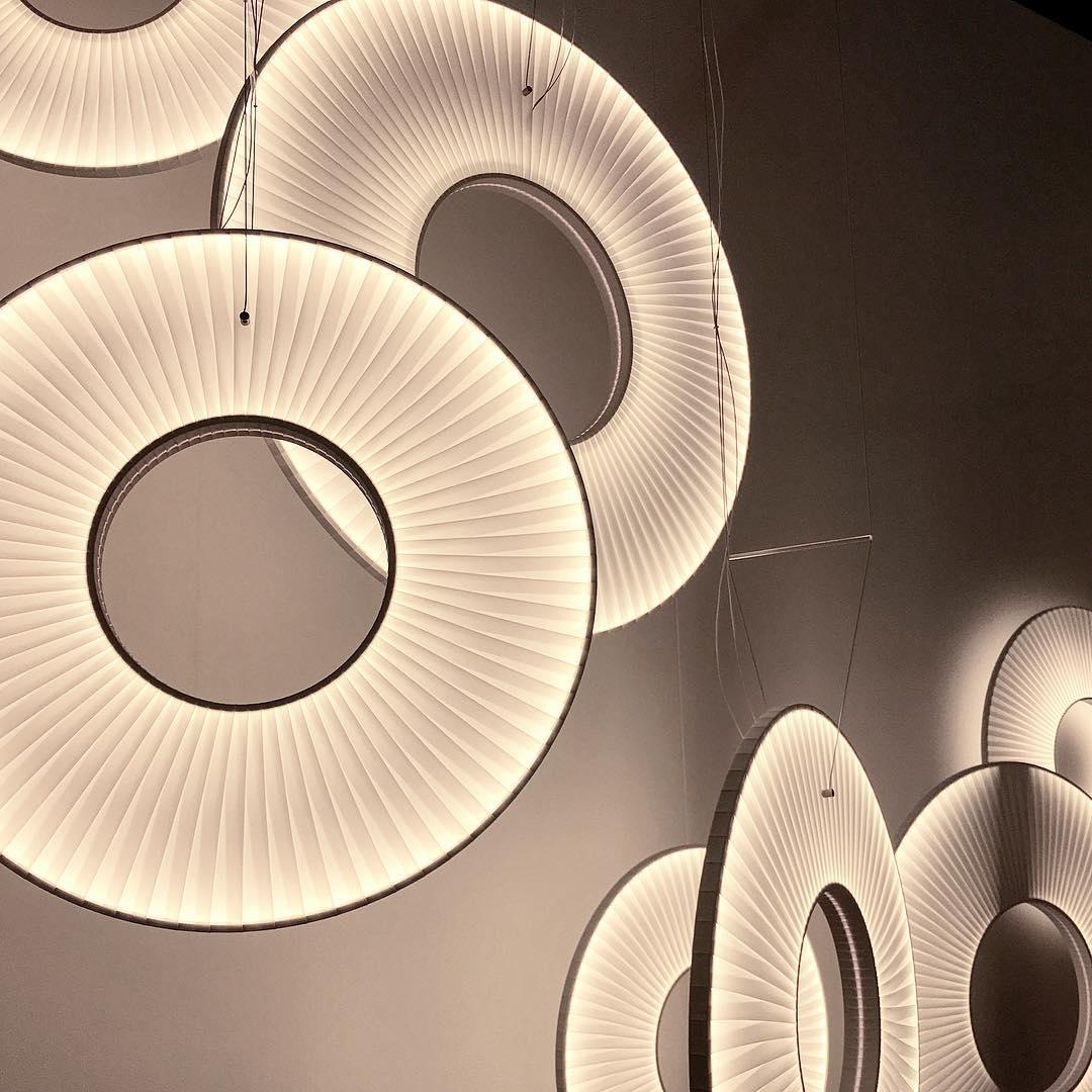 Iris Pendant Lamp