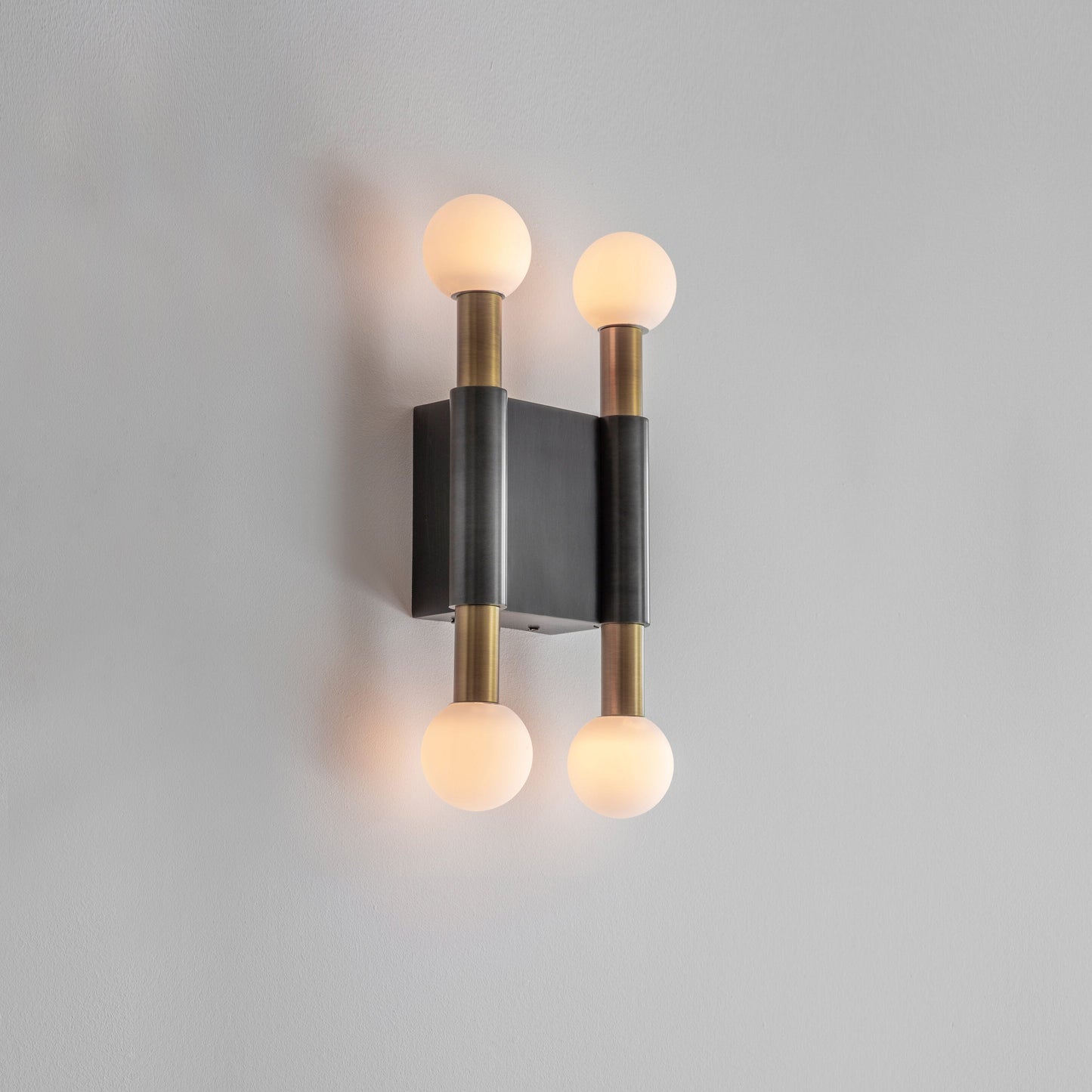 Pole and Circile Wall Lamp