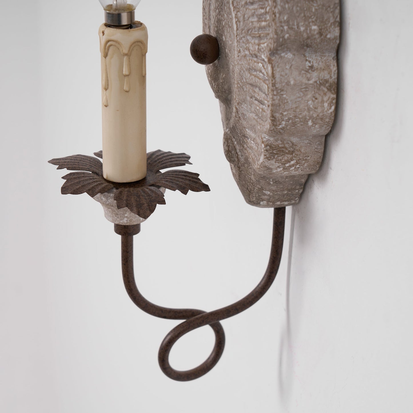 Verdure Vintage Sconce