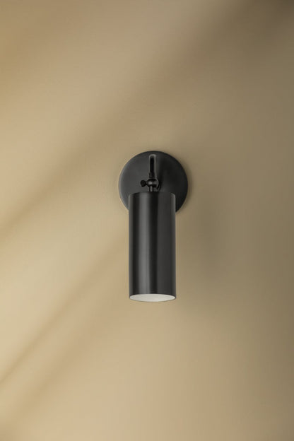 Bea Wall Lamp