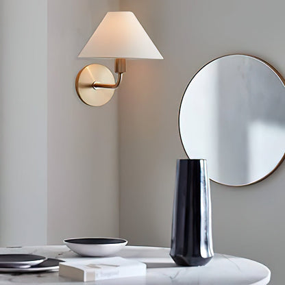 Gilda Wall Lamp