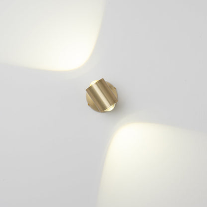 Brillora Wall Light