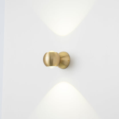 Brillora Wall Light