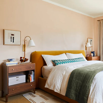 Curves Plug-In Sconce