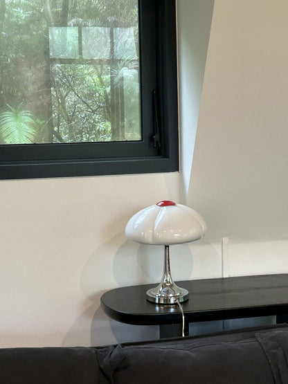 Flower Petal Table Lamp