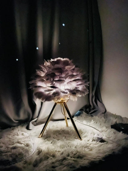Goose Feather Table Lamp