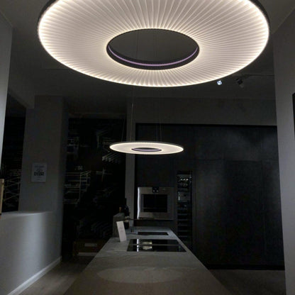 Iris Pendant Lamp