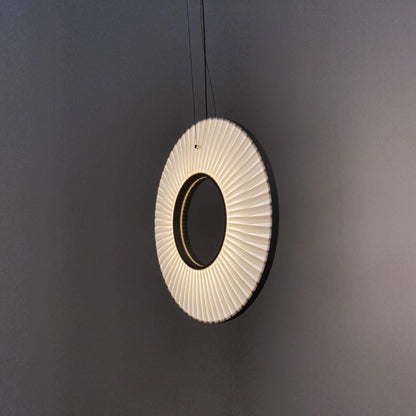 Iris Pendant Lamp