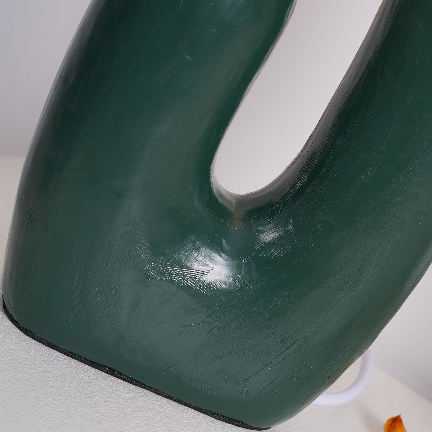 Oo Rough Table Lamp