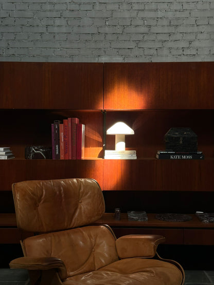 Pao Portable Table Lamp (built-in battery)