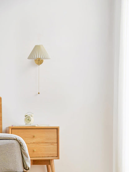Pleated Wall Lamp
