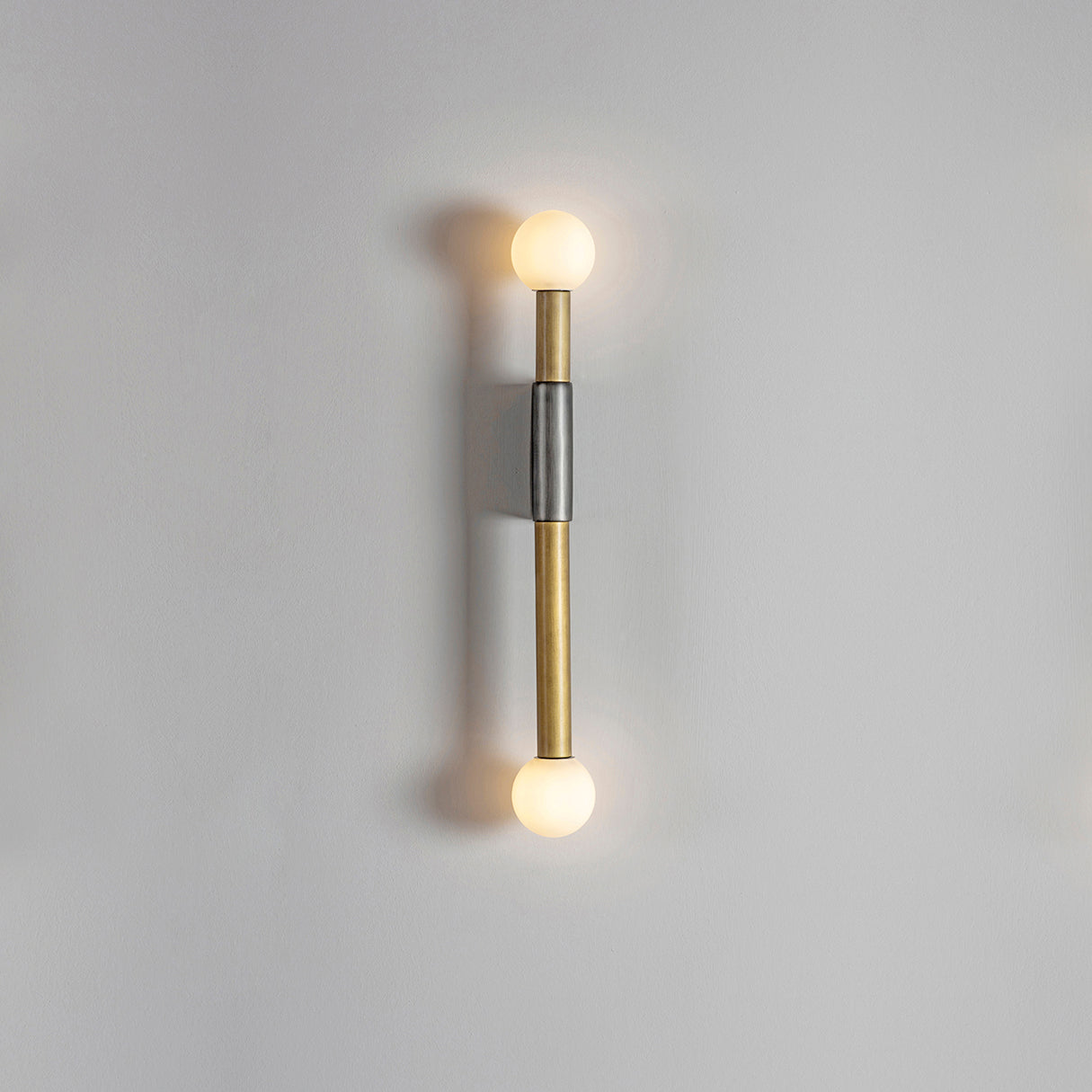 Pole and Circile Wall Lamp