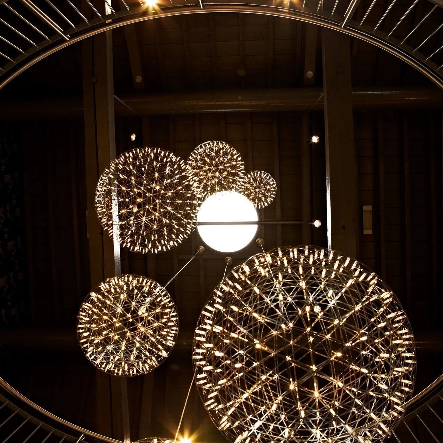 Raimond Pendant Light