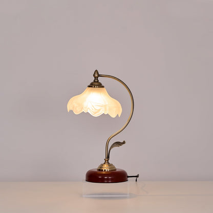 Retro Flower Table Lamp