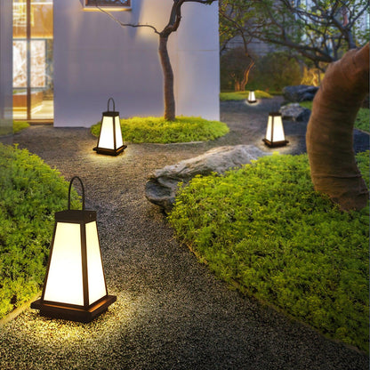 Roam Lantern Garden Outdoor Lamp