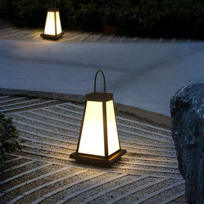Roam Lantern Garden Outdoor Lamp
