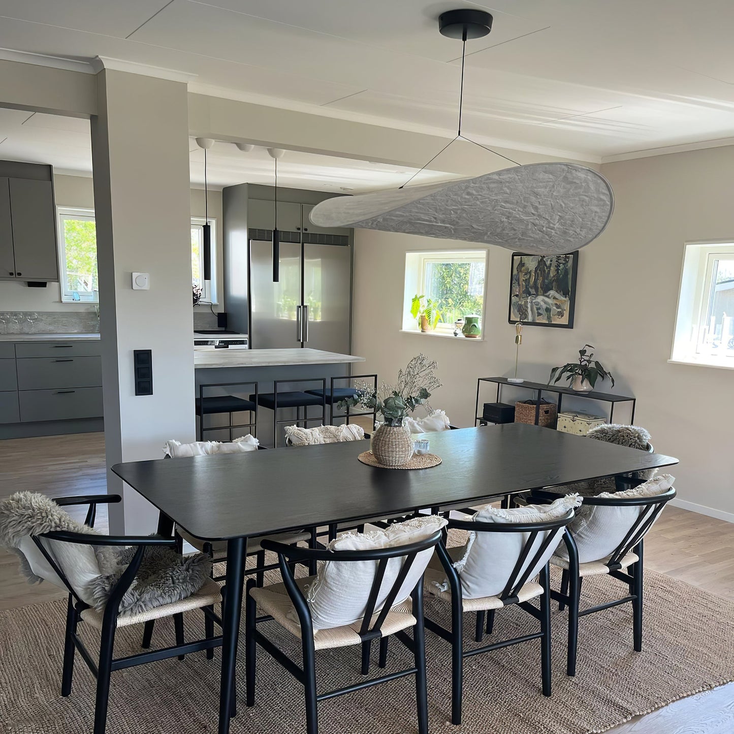 Tense Pendant Light