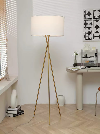 Tripod Grace Floor Lamp